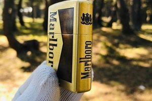 Vintage Gold Marlboro Zippo Lighters: A Collector's Guide |