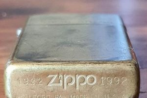Vintage 1992 Solid Brass Zippo Lighter |