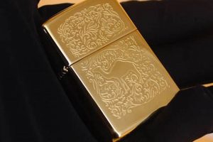 22k Gold Camel Zippo |