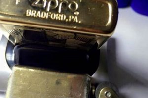 Vintage 1990 Zippo Gold Lighters: A Collector's Guide |