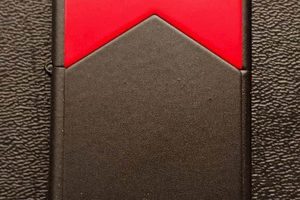 Black And Red Marlboro Zippo |